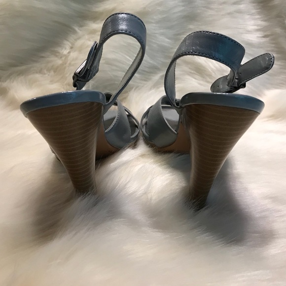 Connie Slingback Peep-toe Heels - Picture 3 of 6